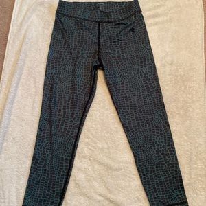 Grrrl leggings snake skin pattern